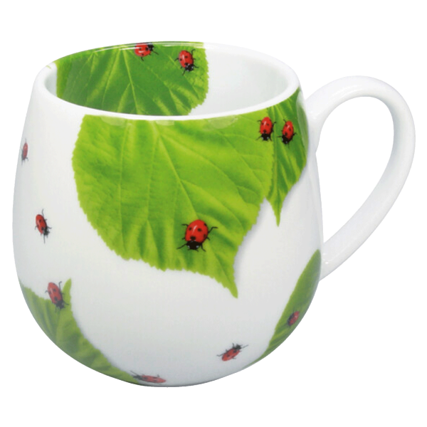 My favourite tea - Marienkäfer auf Laub